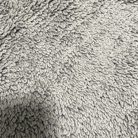 Throw Rug - Picture 2 of 3